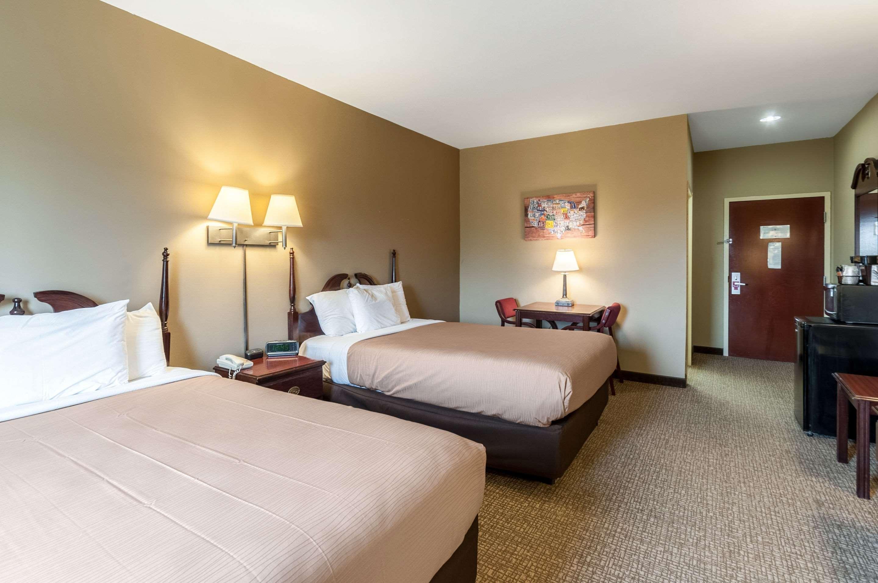 Econo Lodge Inn & Suites Middletown Kültér fotó