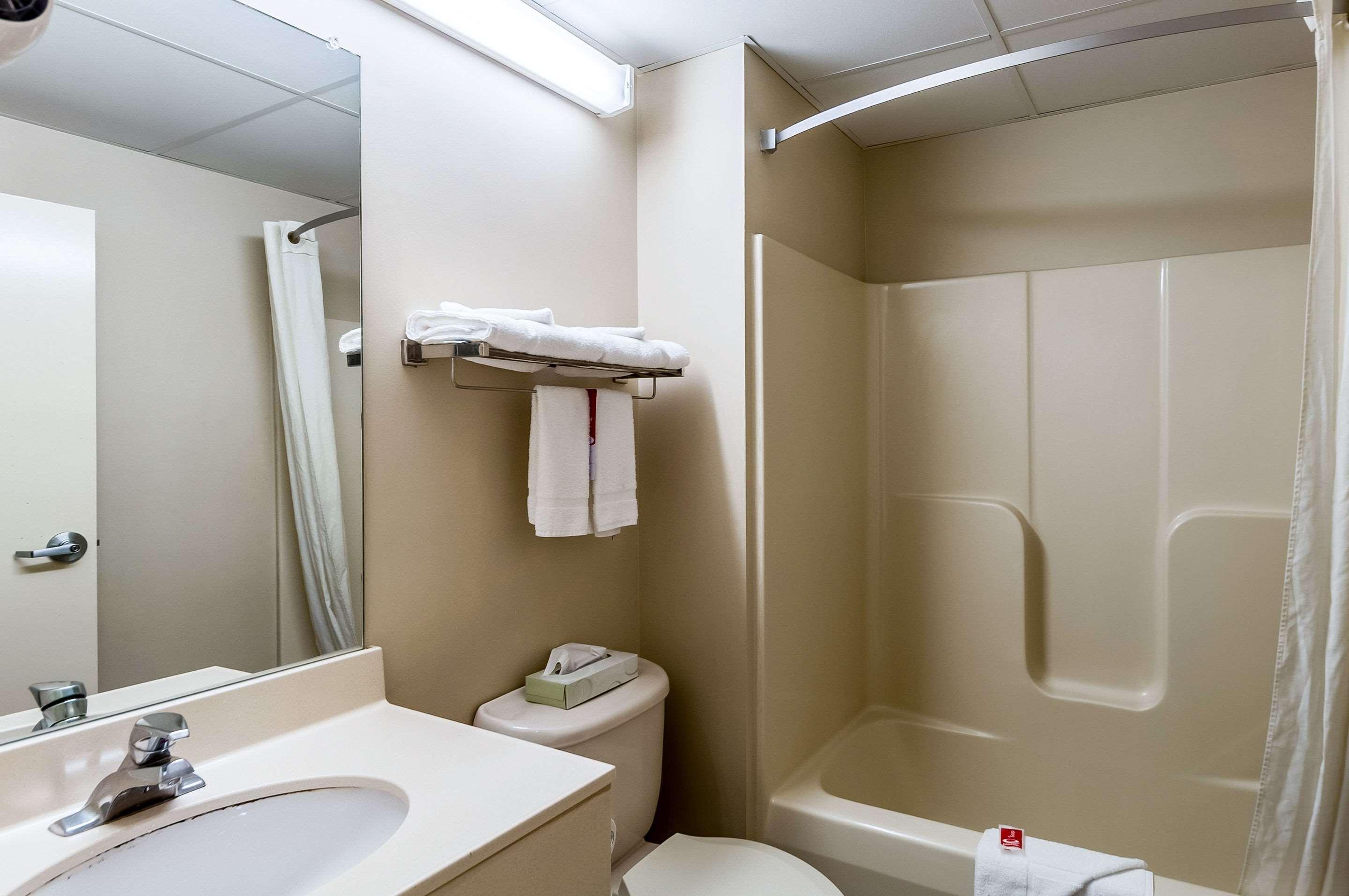 Econo Lodge Inn & Suites Middletown Kültér fotó