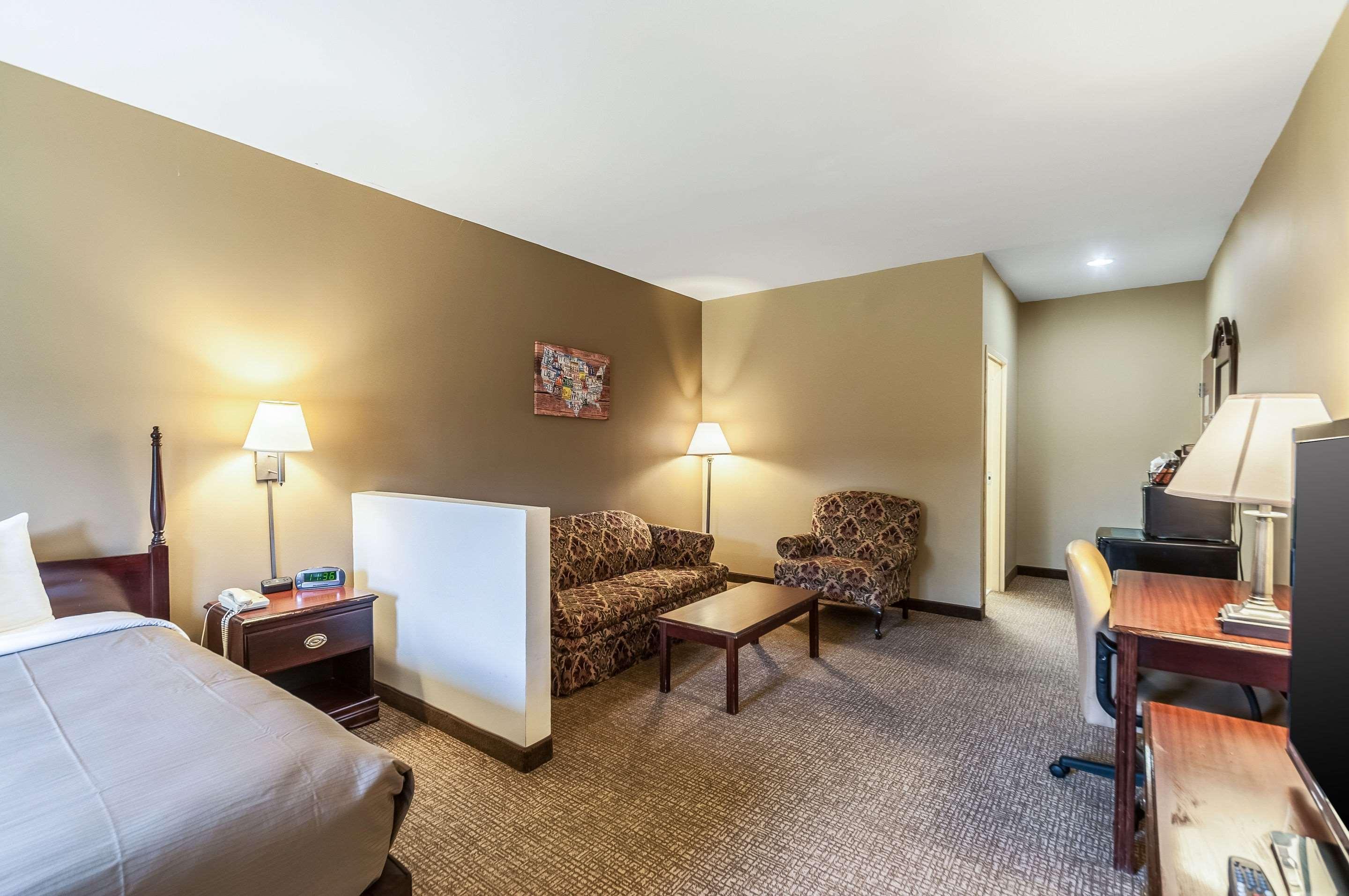 Econo Lodge Inn & Suites Middletown Kültér fotó