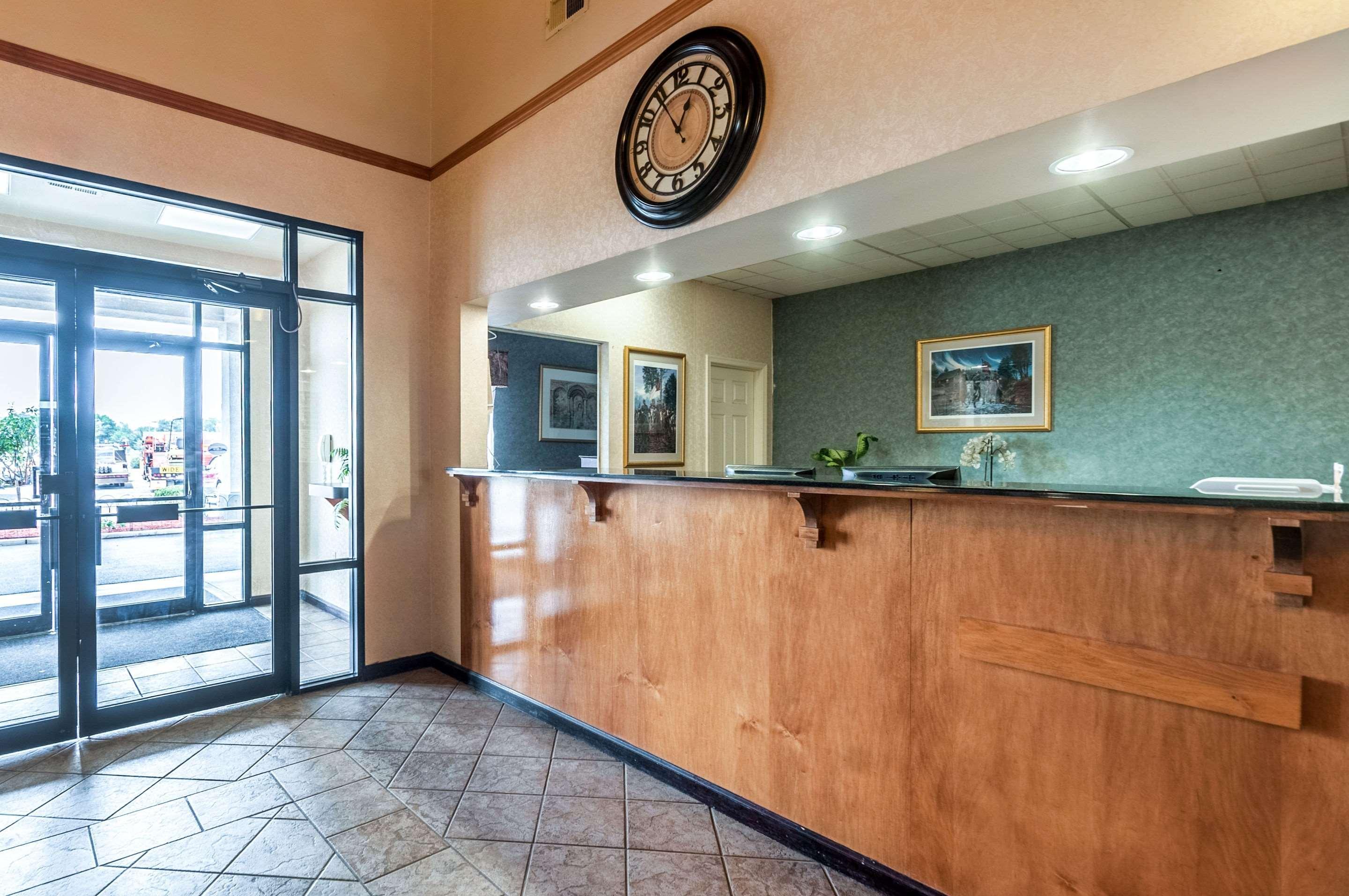Econo Lodge Inn & Suites Middletown Kültér fotó