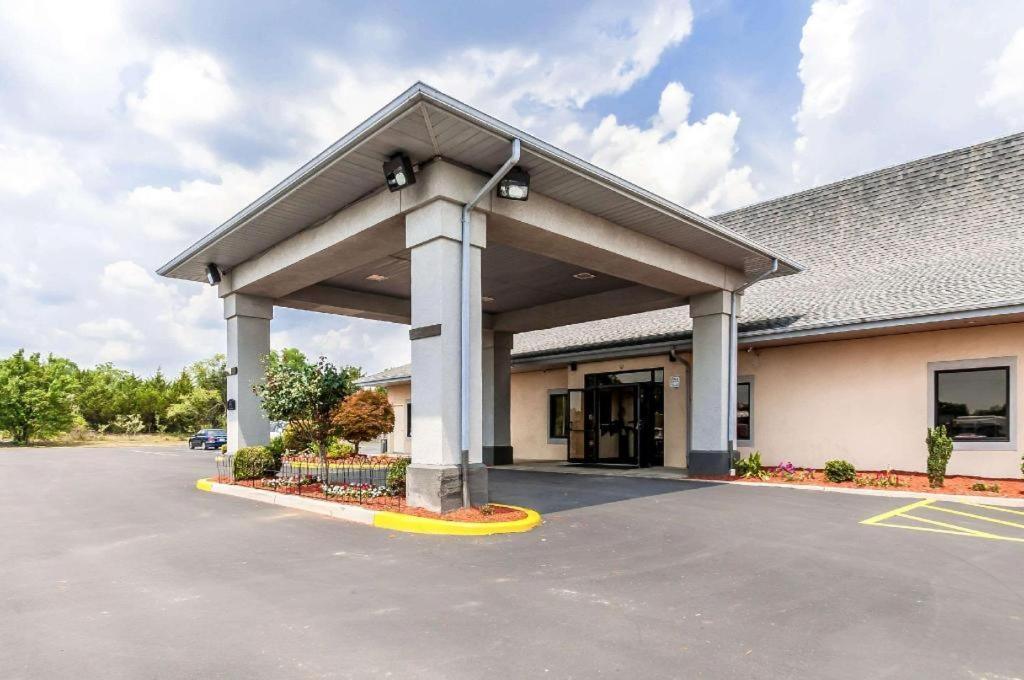 Econo Lodge Inn & Suites Middletown Kültér fotó